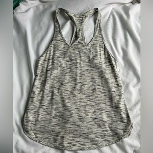 Lululemon racer back tank. Size 6